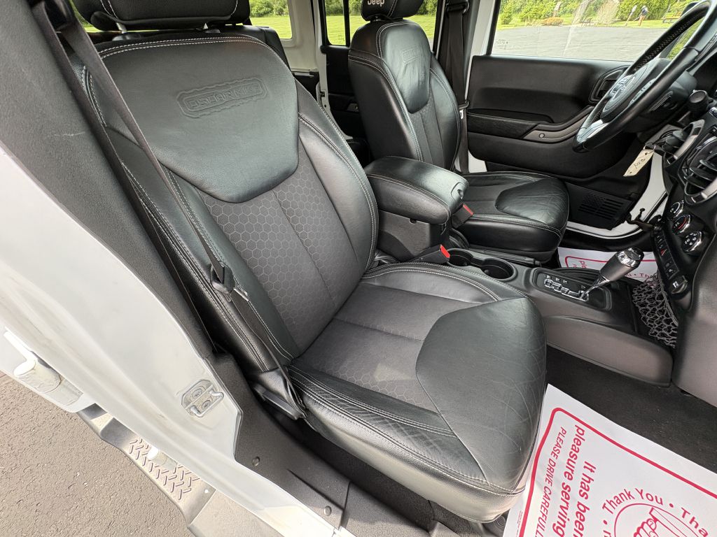 Photo 19 of this JEEP WRANGLER UNLIMI