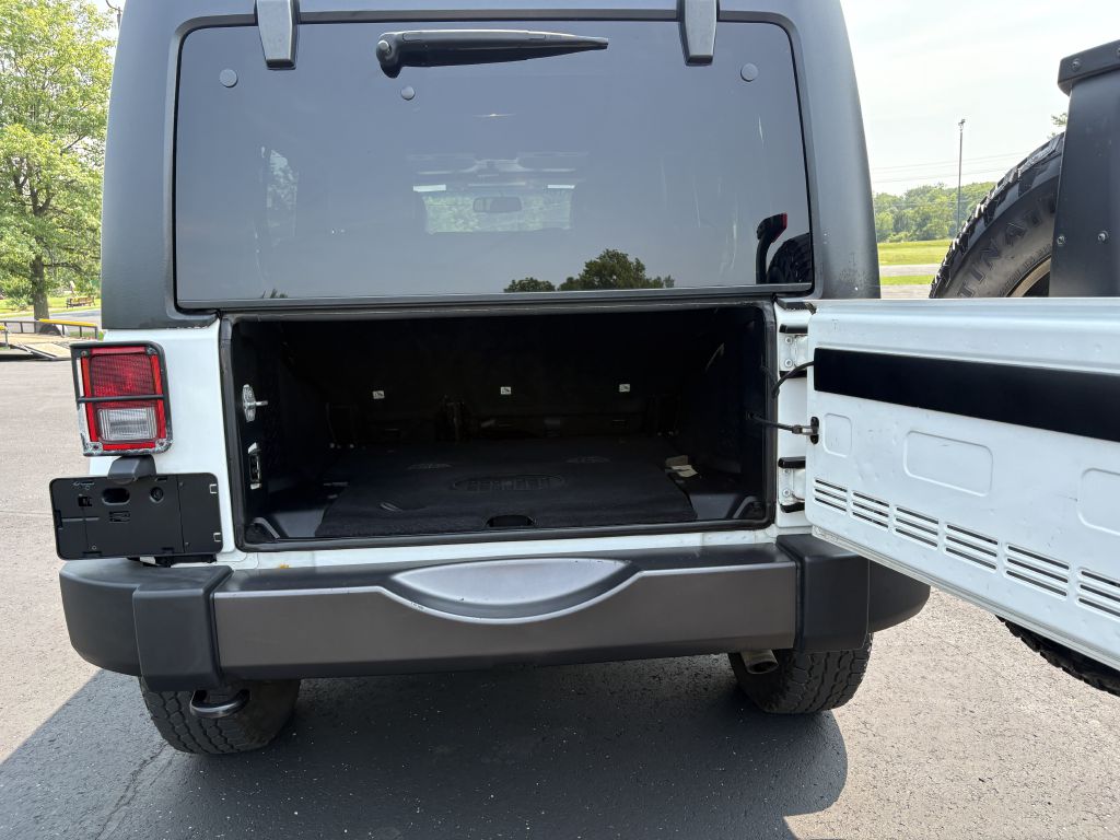 Photo 11 of this JEEP WRANGLER UNLIMI