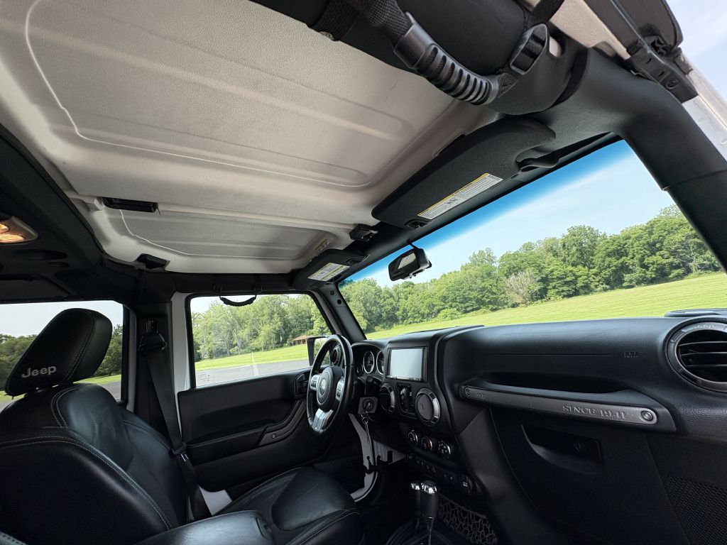 Photo 37 of this JEEP WRANGLER UNLIMI