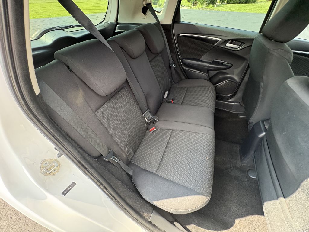 Photo 15 of this HONDA FIT