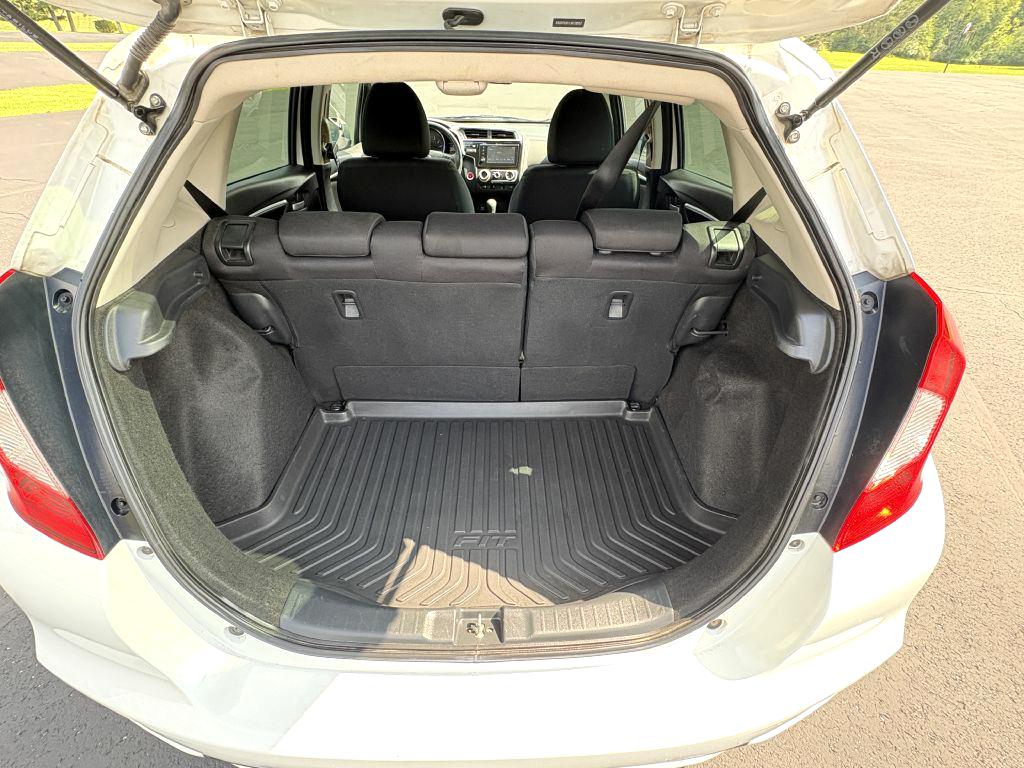 Photo 7 of this HONDA FIT