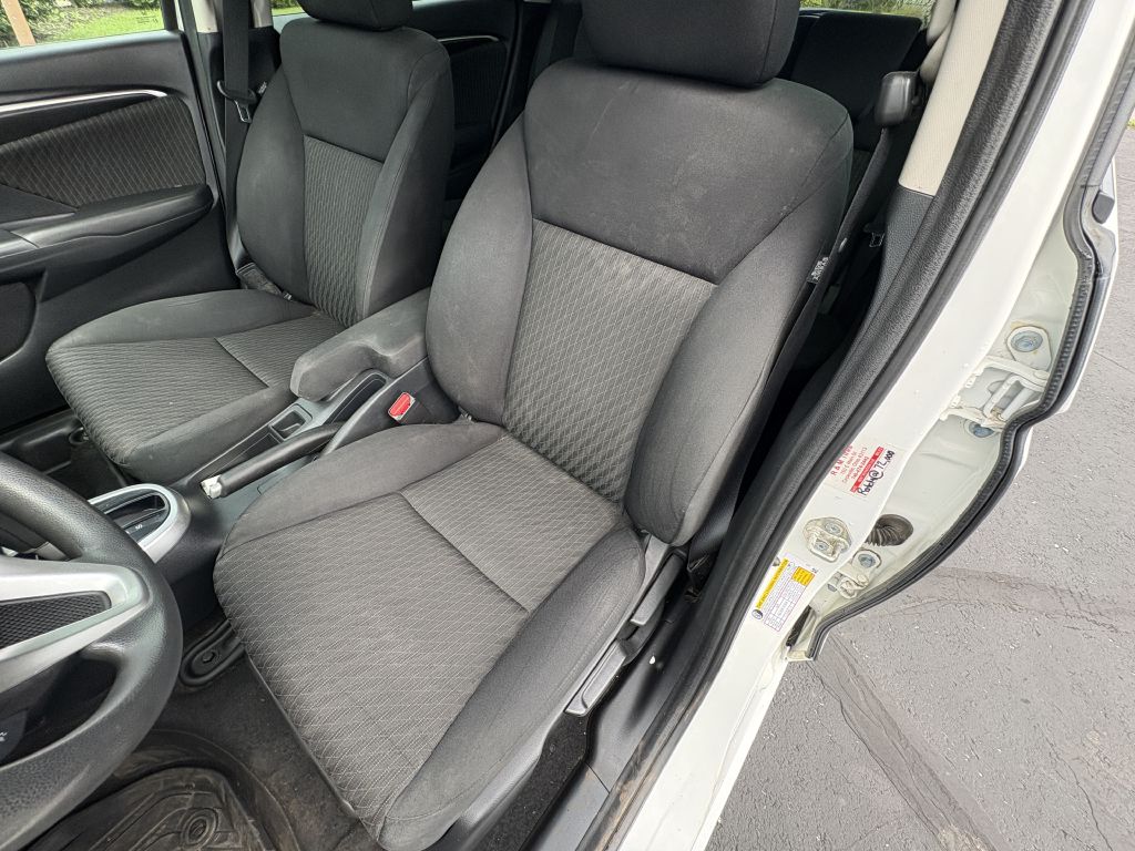 Photo 26 of this HONDA FIT