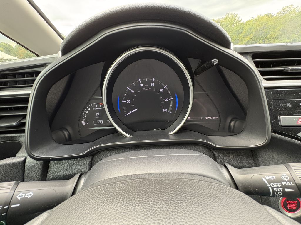 Photo 29 of this HONDA FIT