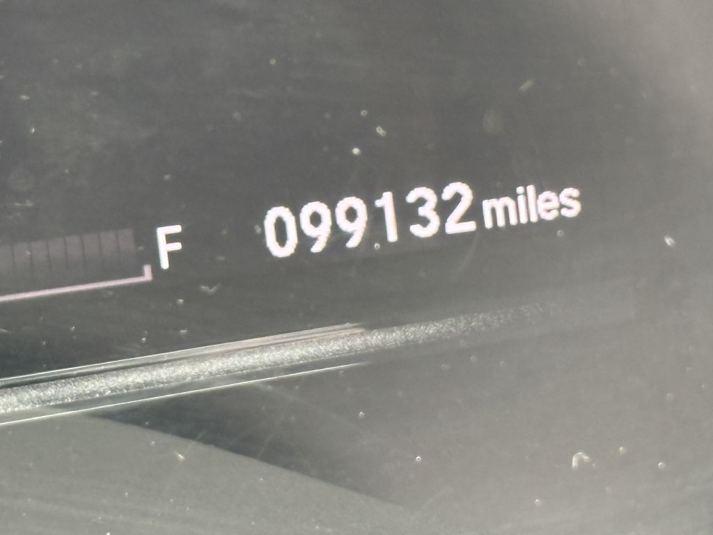 Photo 34 of this HONDA FIT