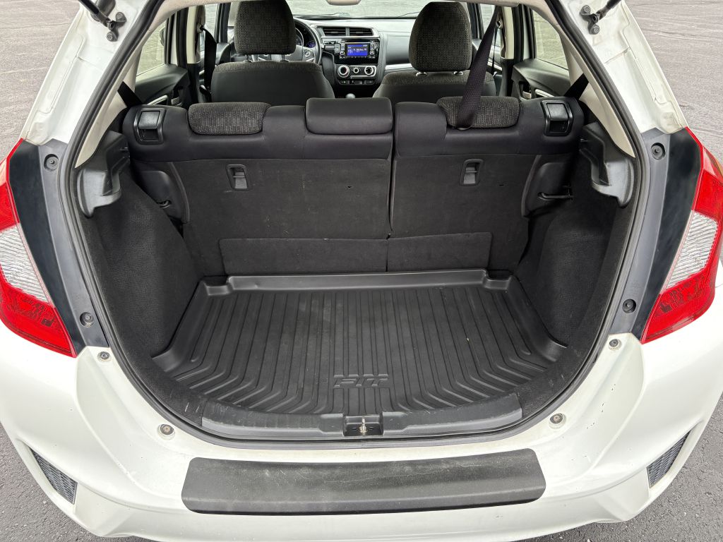 Photo 7 of this HONDA FIT