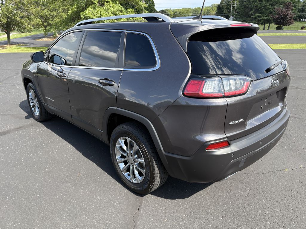 Photo 9 of this JEEP CHEROKEE