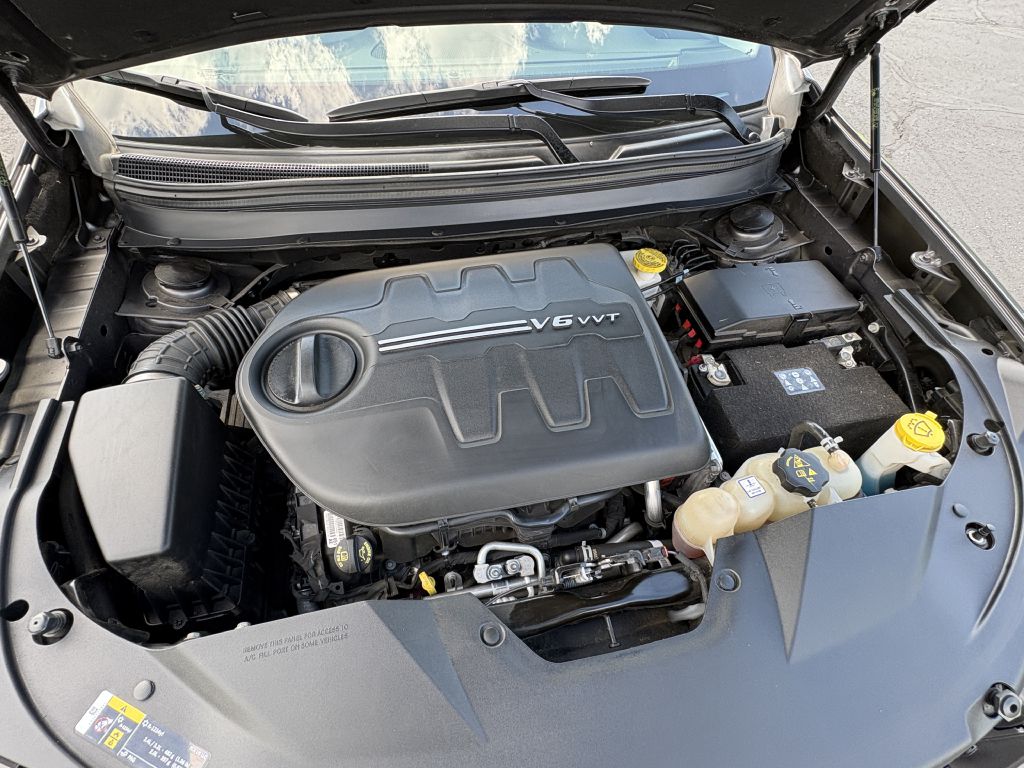 Photo 13 of this JEEP CHEROKEE