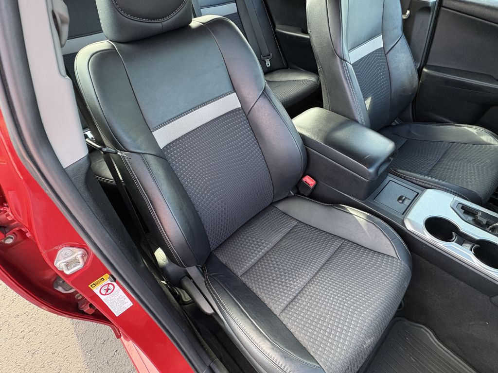 Photo 12 of this TOYOTA CAMRY