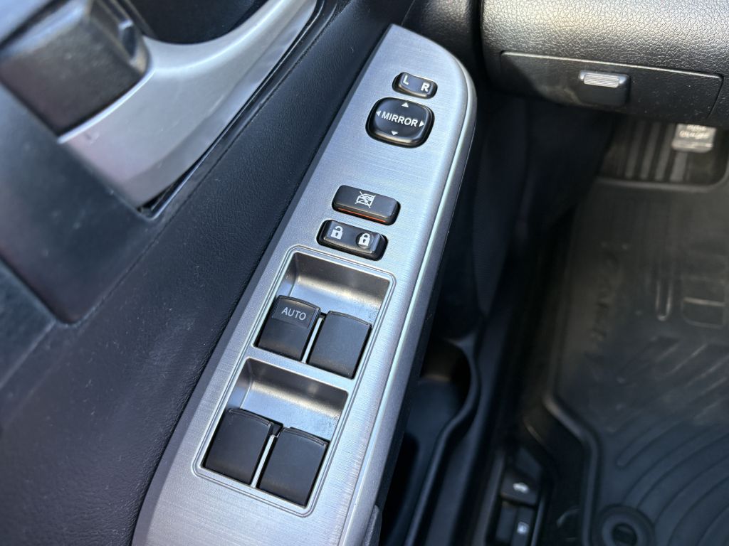 Photo 19 of this TOYOTA CAMRY