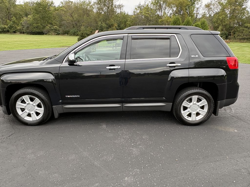 Photo 9 of this GMC TERRAIN