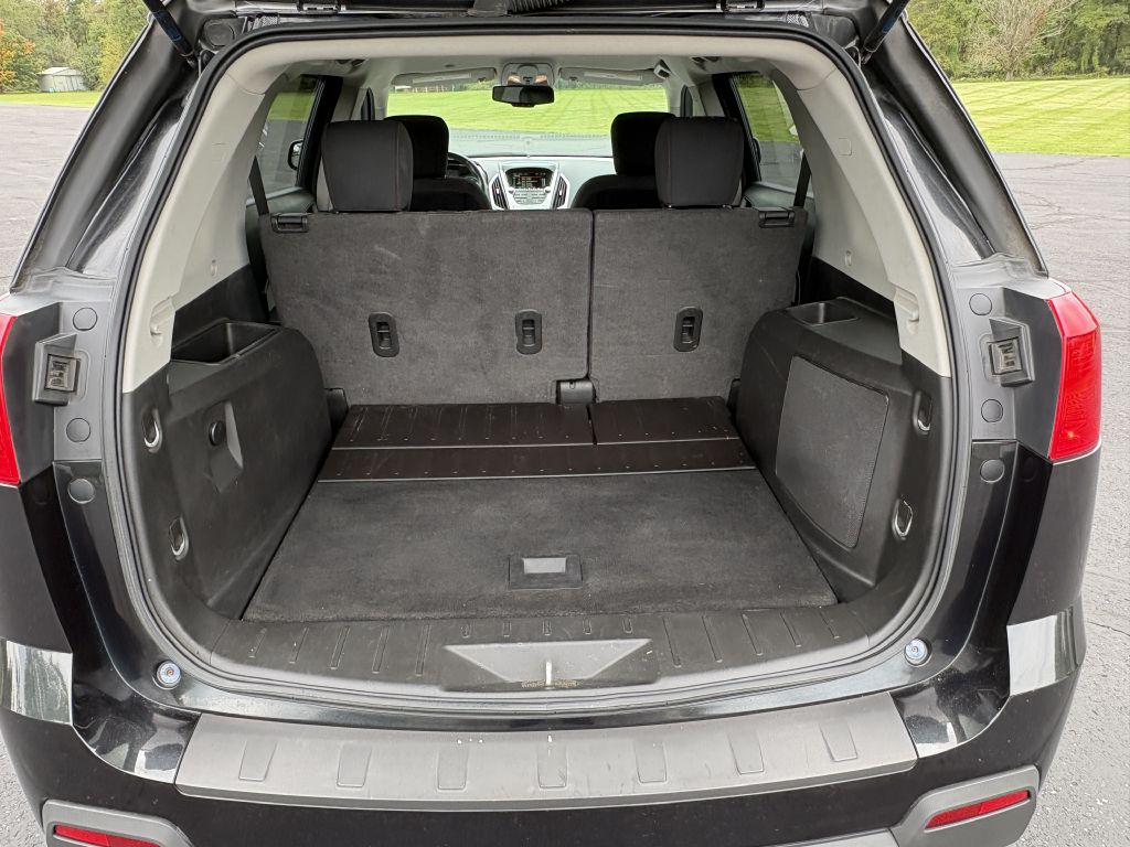 Photo 7 of this GMC TERRAIN