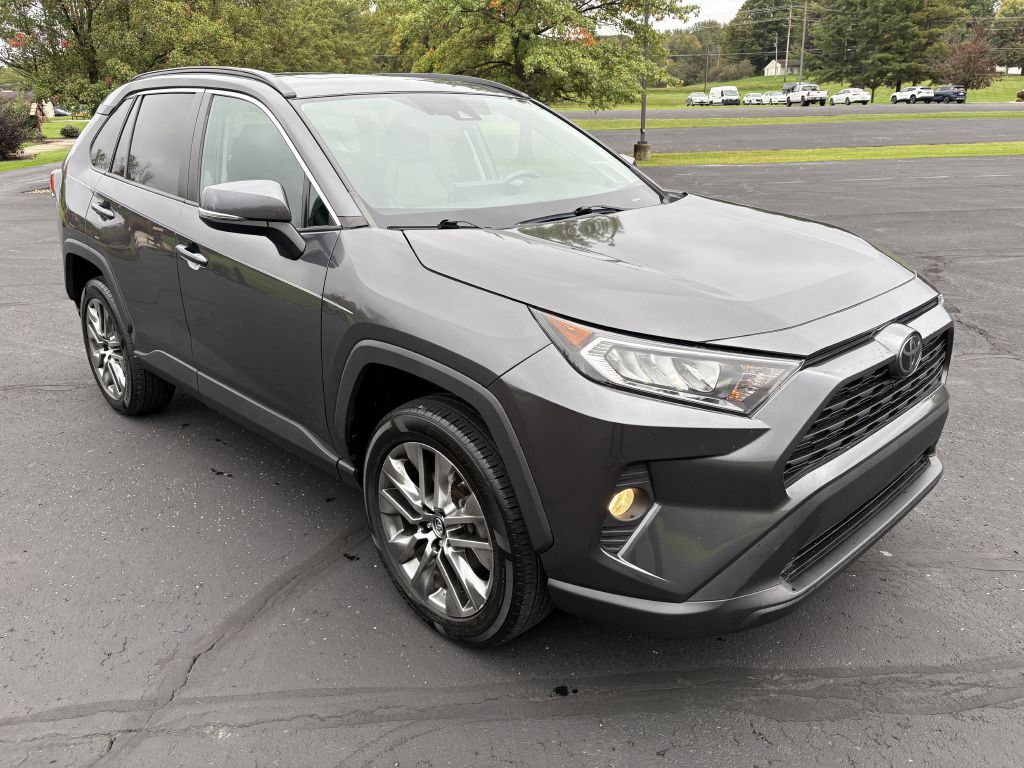 Photo 3 of this TOYOTA RAV4