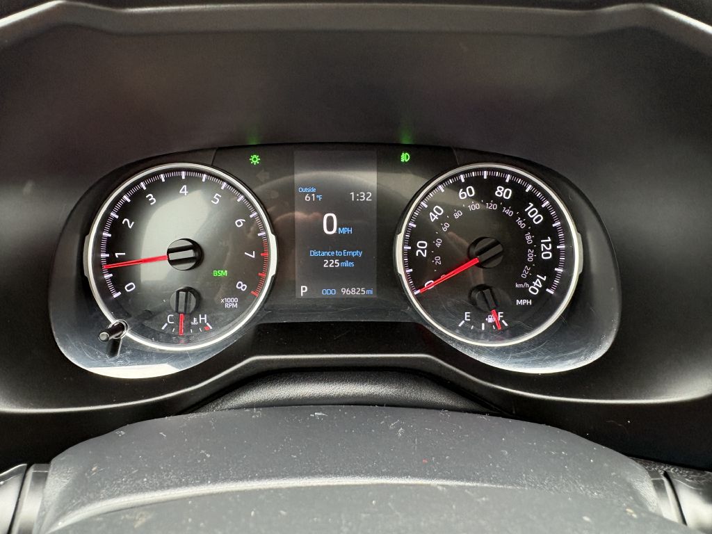 Photo 20 of this TOYOTA RAV4