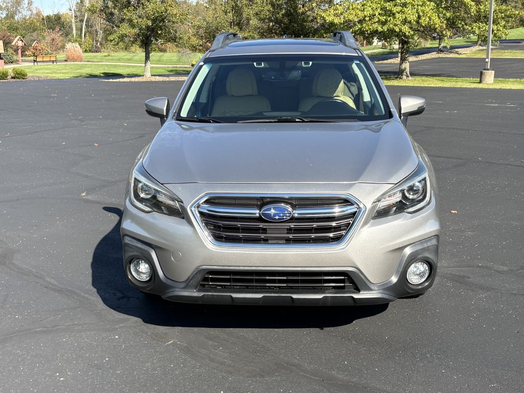 Photo 3 of this SUBARU OUTBACK