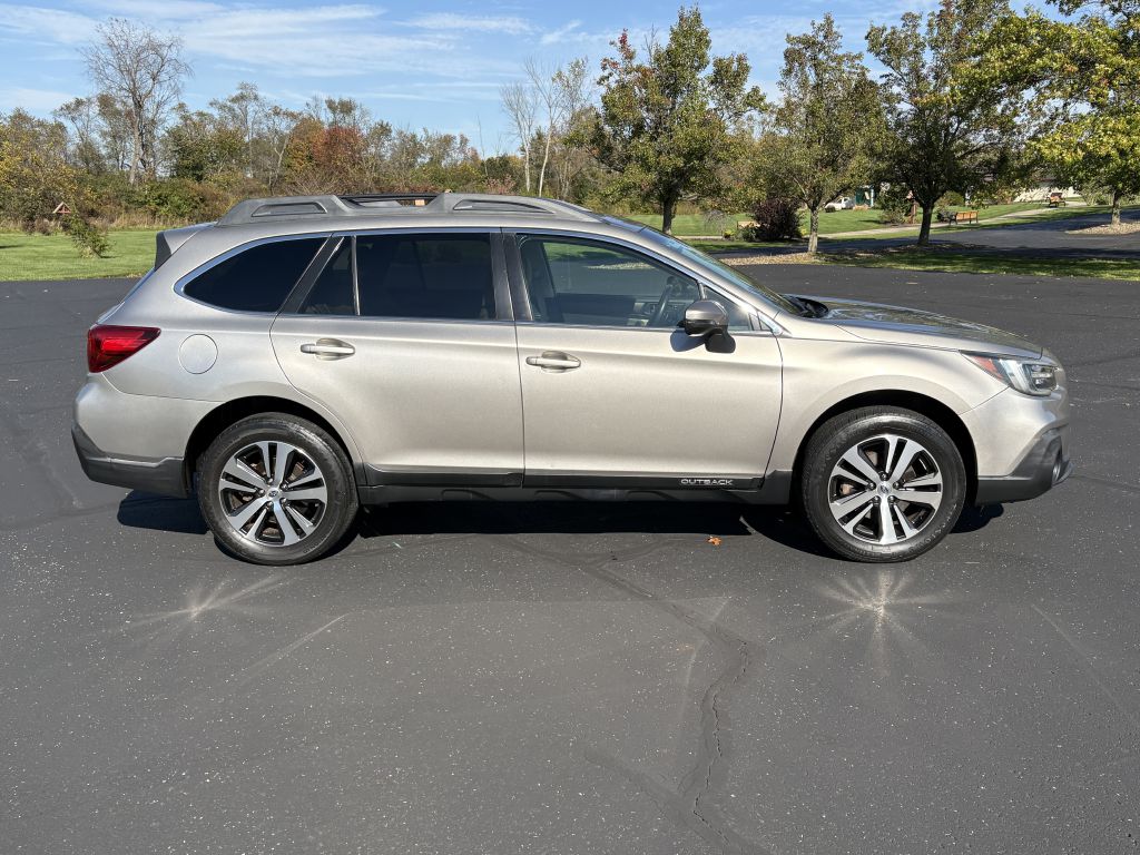 Photo 5 of this SUBARU OUTBACK