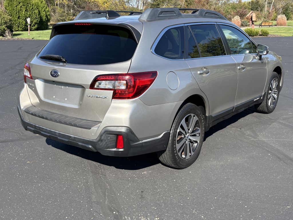 Photo 6 of this SUBARU OUTBACK