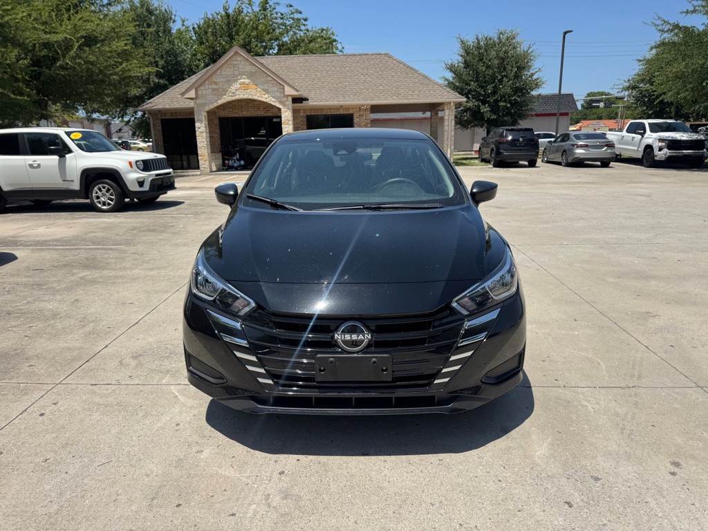 View vehicle photo 2