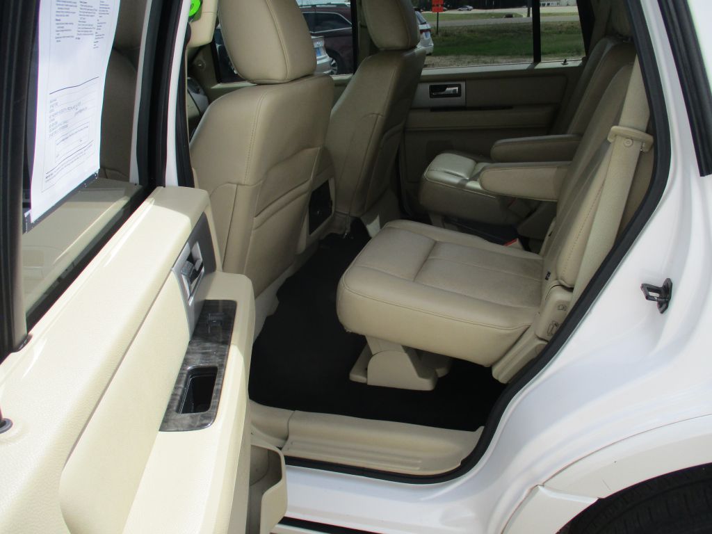 Photo 20 of this FORD EXPEDITION