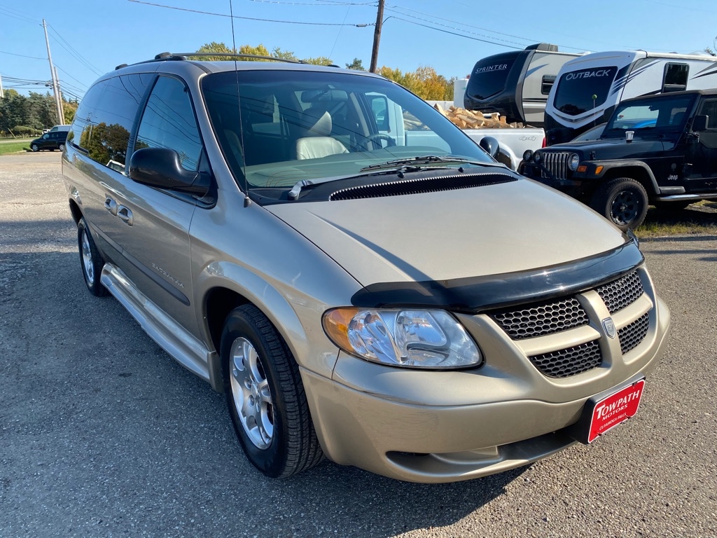 Used 2002 DODGE GRAND CARAVAN EX for sale at Towpath Motors | Cuyahoga