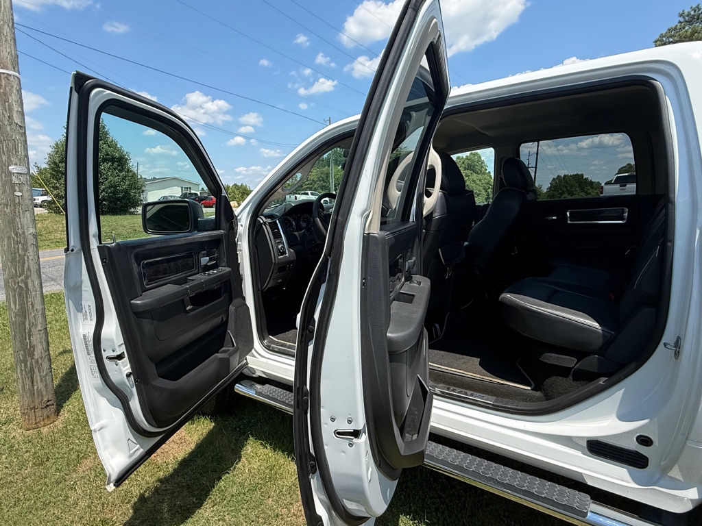 Photo 6 of this DODGE RAM 2500