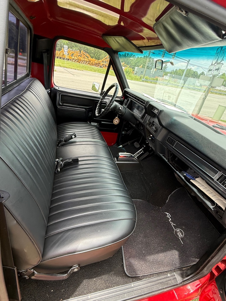 Photo 8 of this FORD F-100