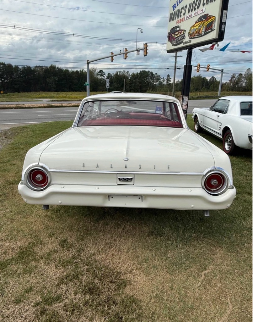 Photo 5 of this FORD GALAXIE