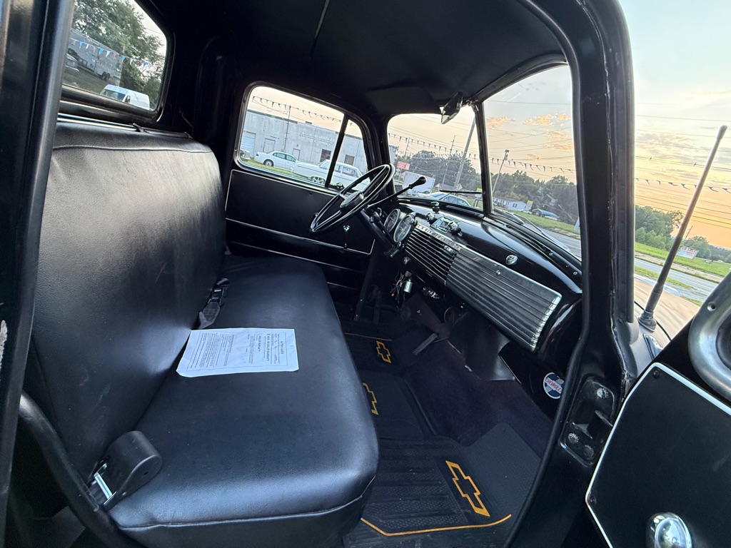 Photo 4 of this CHEVROLET 3100