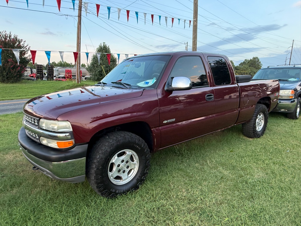 Photo 2 of this CHEVROLET SILVERADO 1500