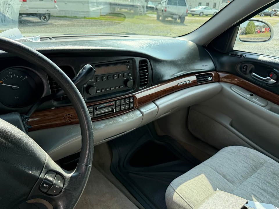 Photo 7 of this BUICK LESABRE