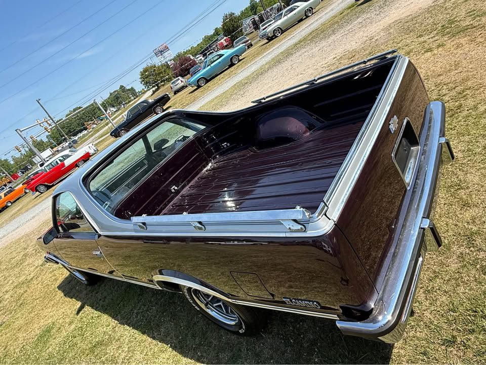 Photo 6 of this CHEVROLET EL CAMINO