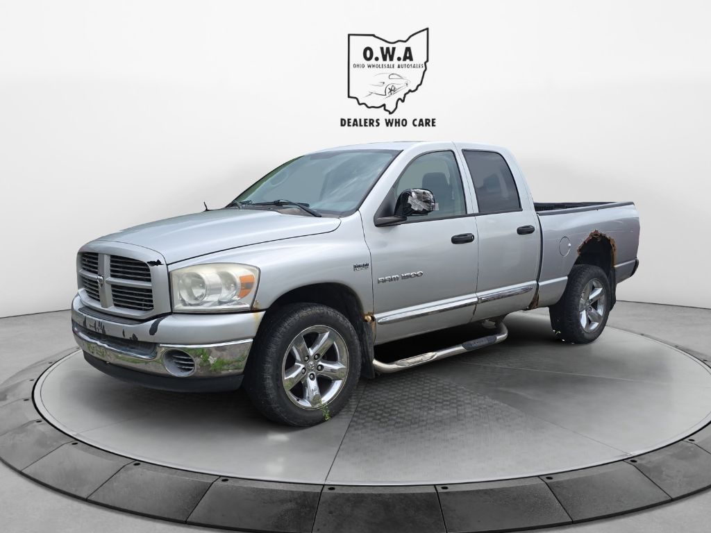 Silver 2007 Dodge RAM 1500 ST Quad Cab 4WD Pickup Truck Four-Wheel Drive Automatic