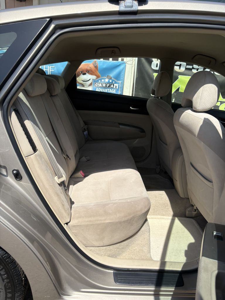 Photo 8 of this TOYOTA PRIUS