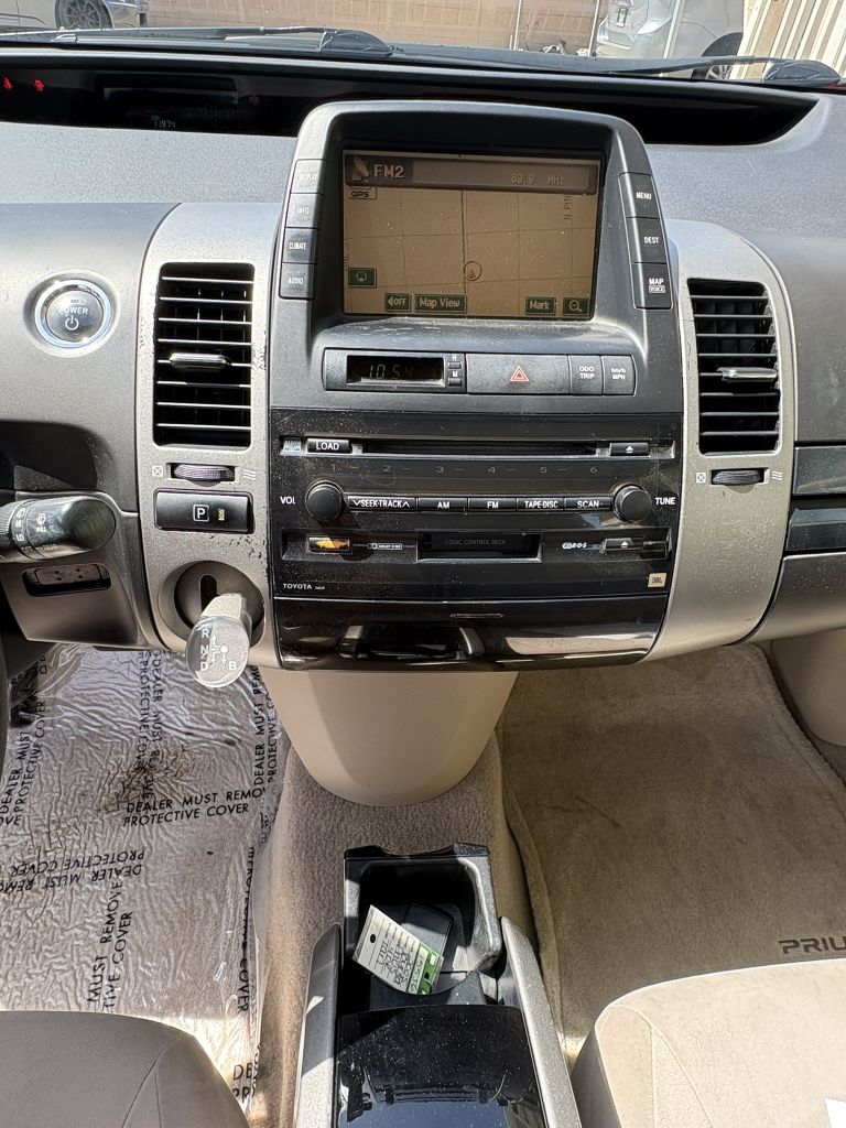 Photo 9 of this TOYOTA PRIUS