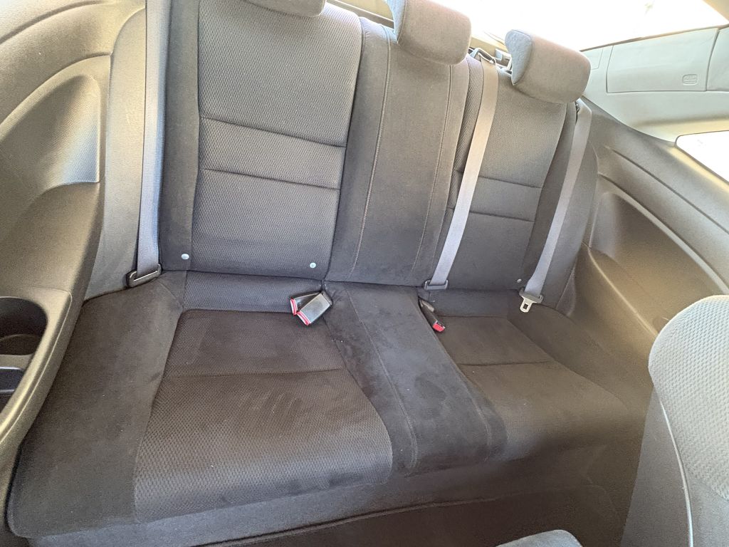 Photo 21 of this HONDA CIVIC