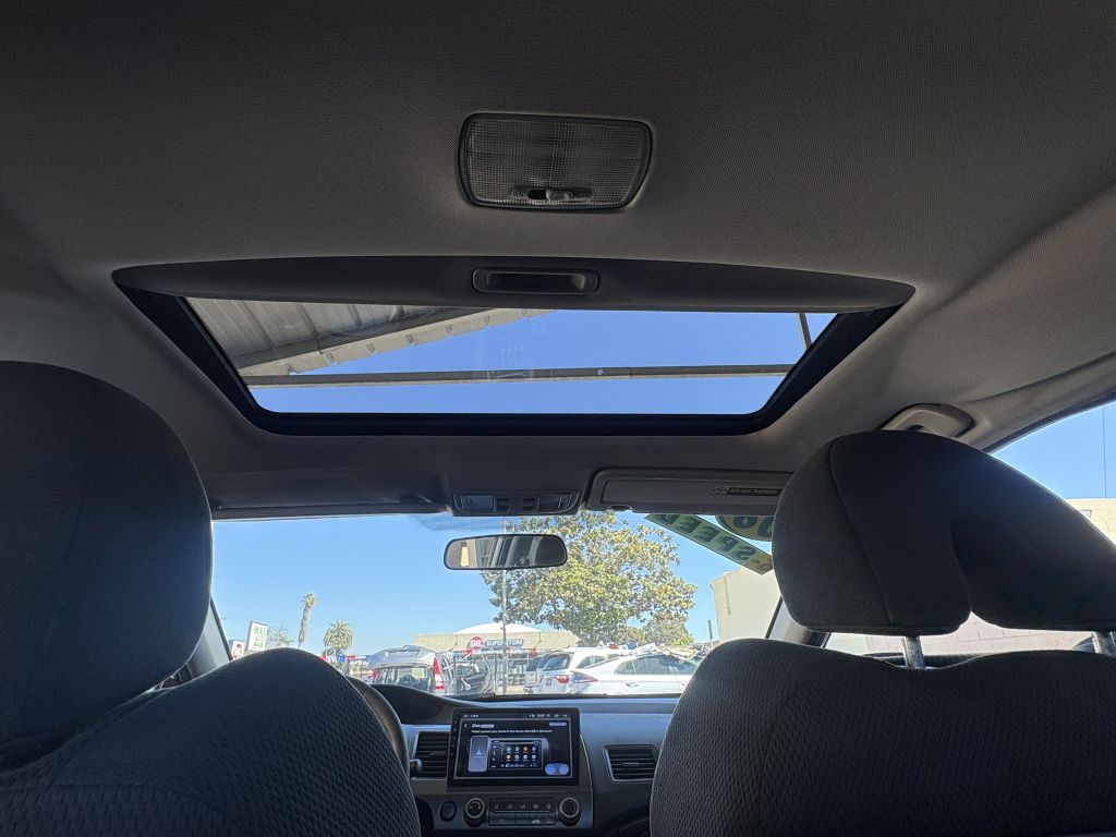 Photo 19 of this HONDA CIVIC