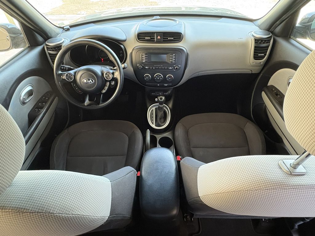 Photo 13 of this KIA SOUL