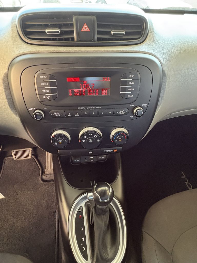 Photo 24 of this KIA SOUL