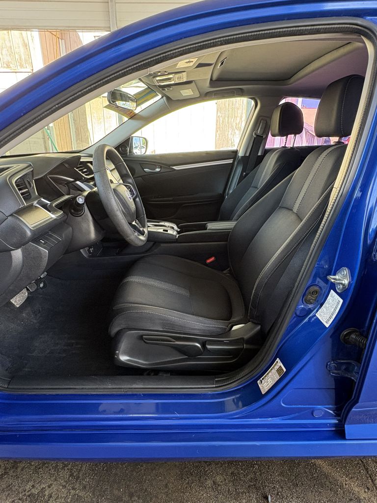 Photo 19 of this HONDA CIVIC