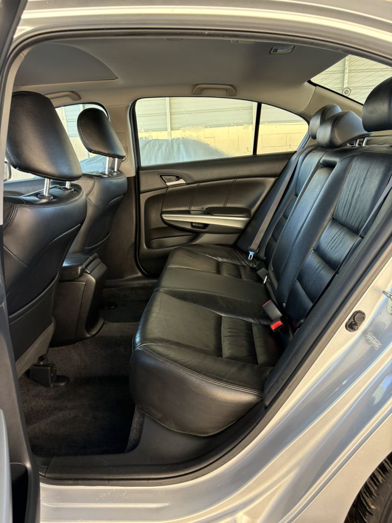 Photo 19 of this HONDA ACCORD