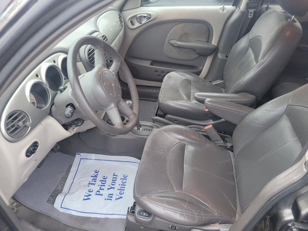 Photo 10 of this CHRYSLER PT CRUISER