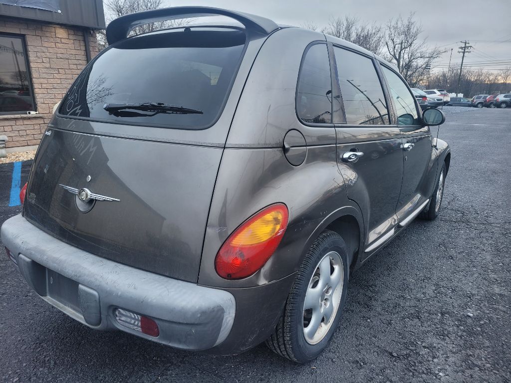 Photo 3 of this CHRYSLER PT CRUISER