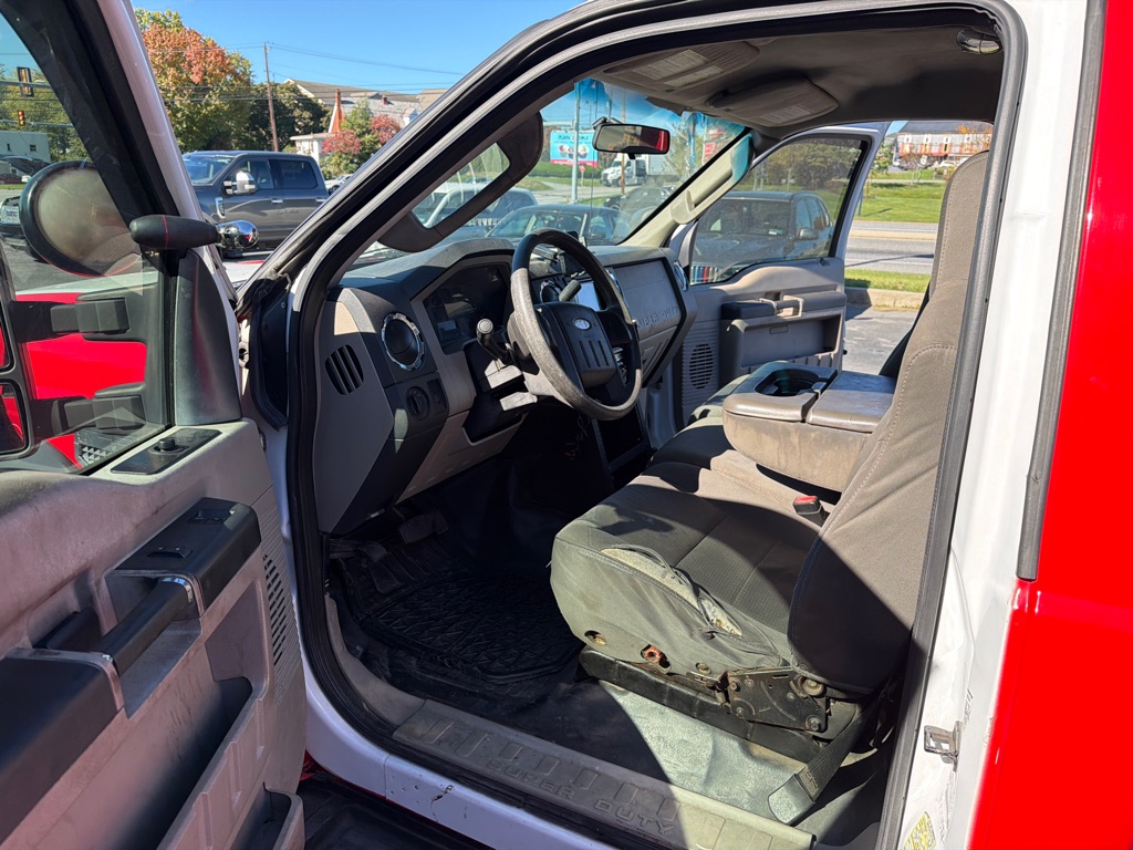 Photo 16 of this FORD F450- WRECKER