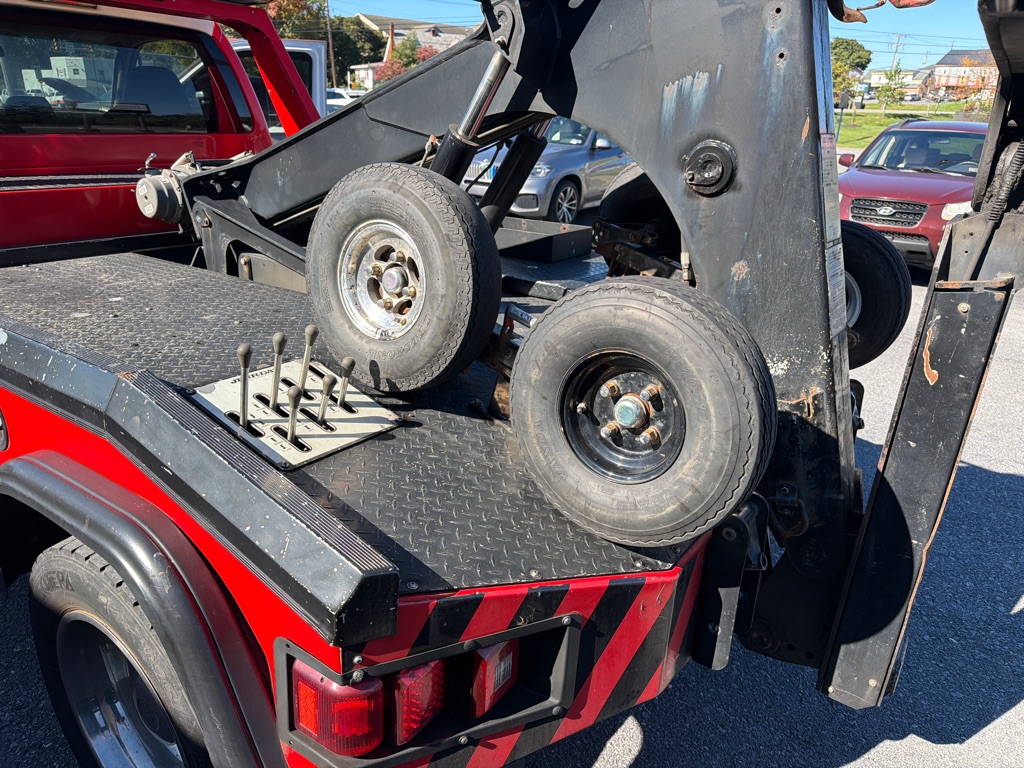 Photo 11 of this FORD F450- WRECKER