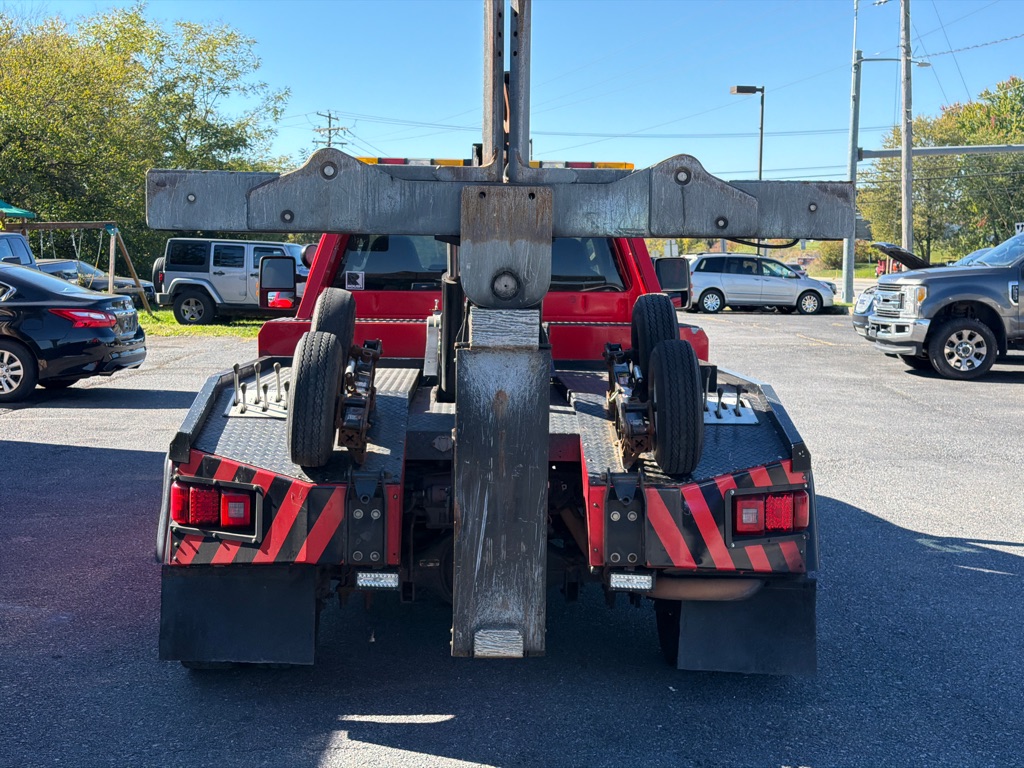 Photo 4 of this FORD F450- WRECKER