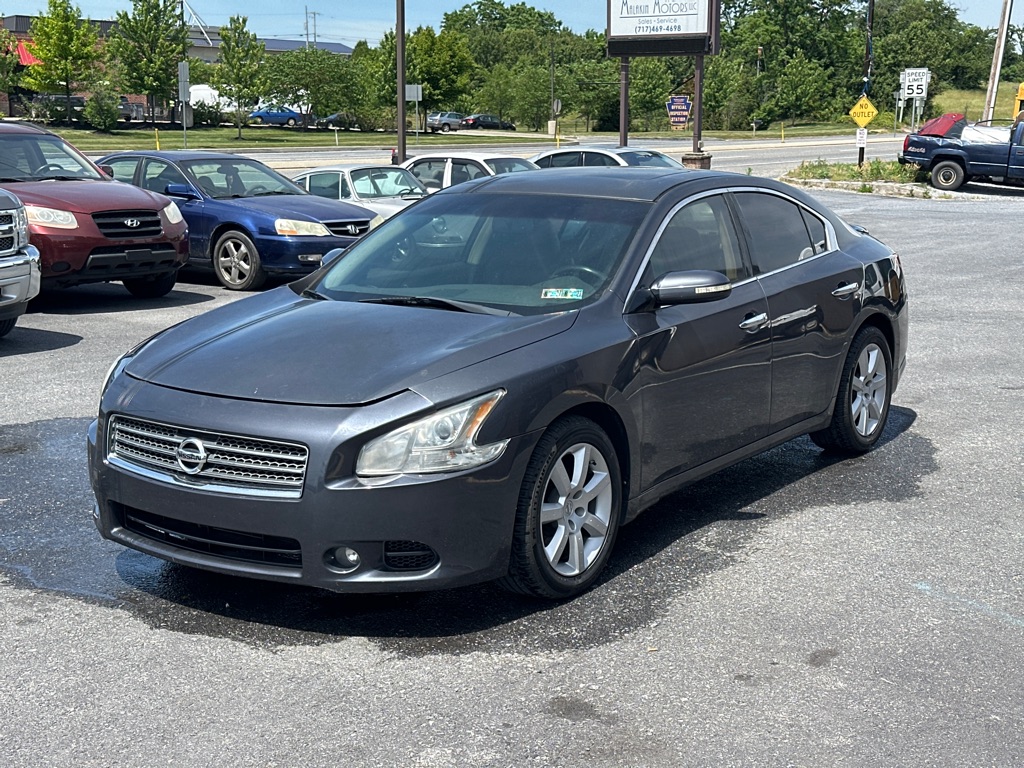 Photo 7 of this NISSAN MAXIMA