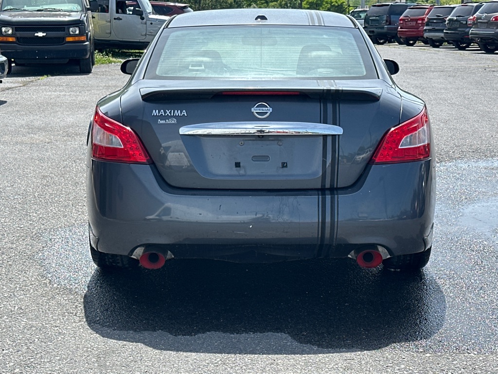 Photo 4 of this NISSAN MAXIMA