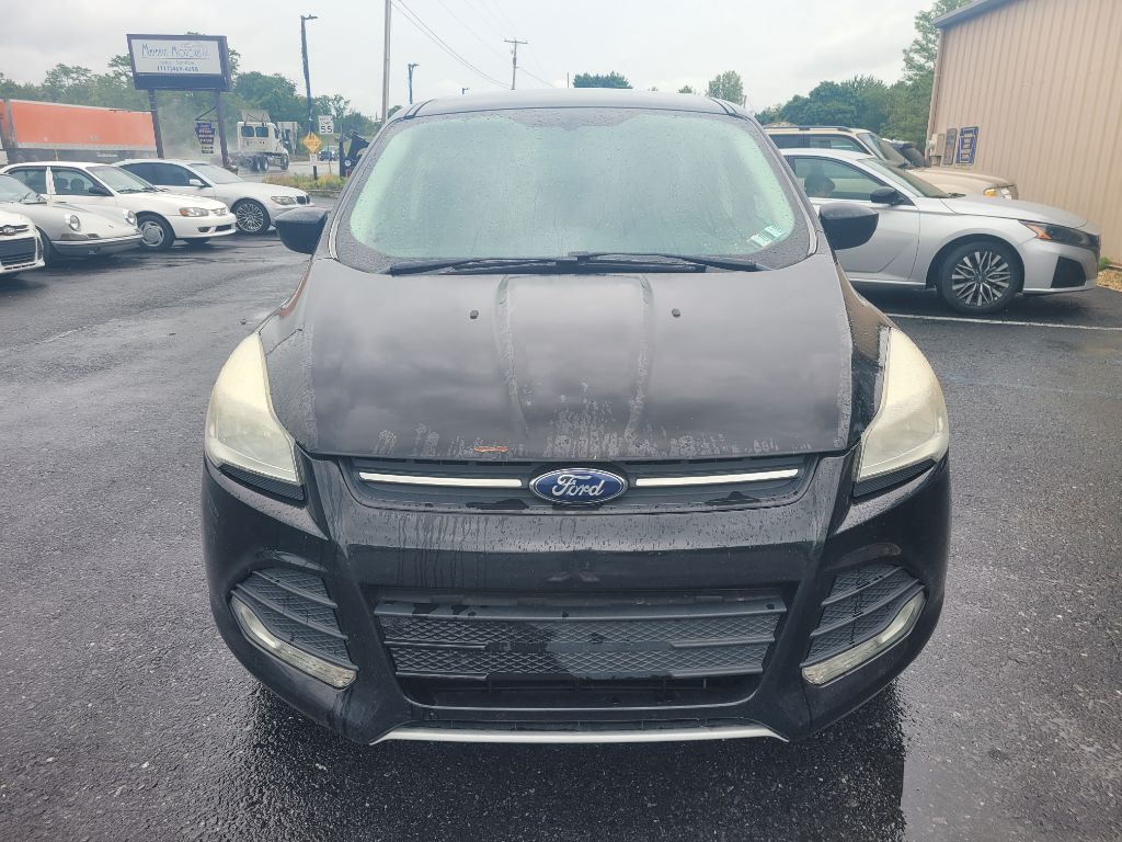 Photo 8 of this FORD ESCAPE