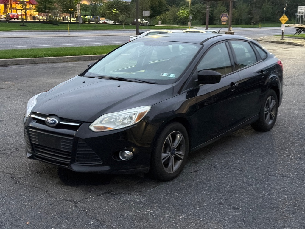 Photo 7 of this FORD FOCUS