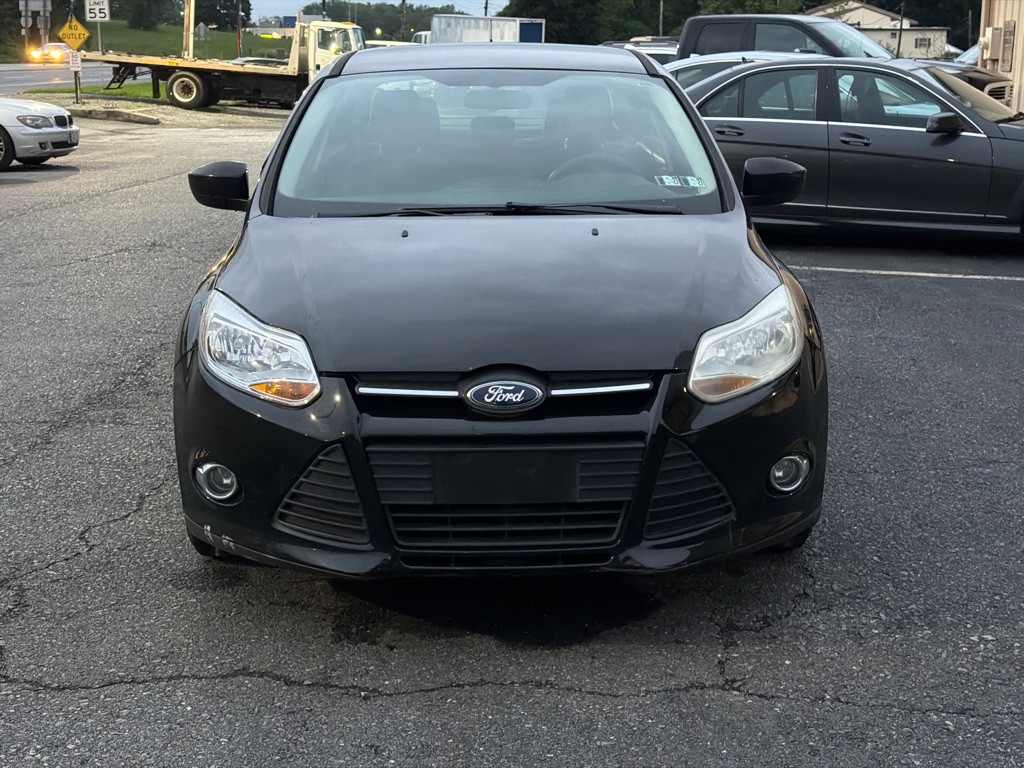 Photo 8 of this FORD FOCUS