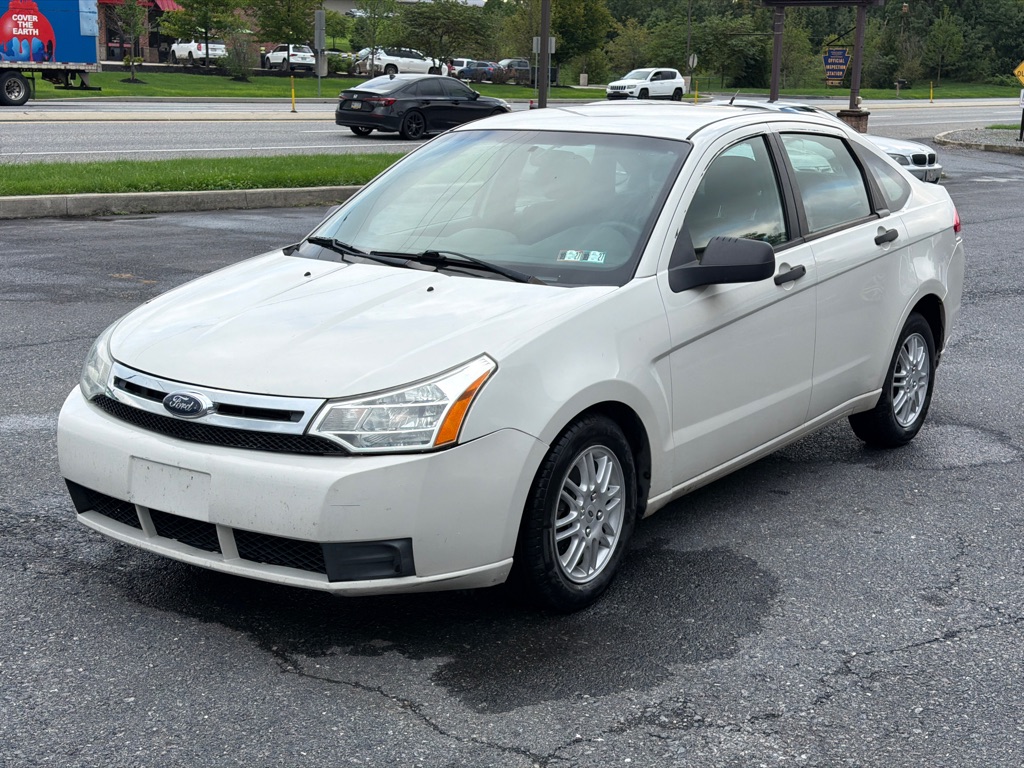 Photo 7 of this FORD FOCUS
